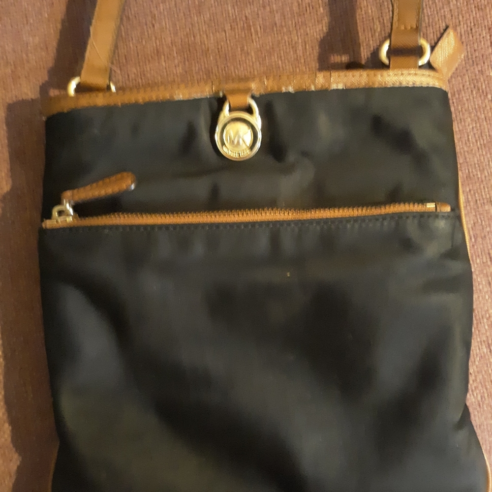 Used MK small shoulder perse